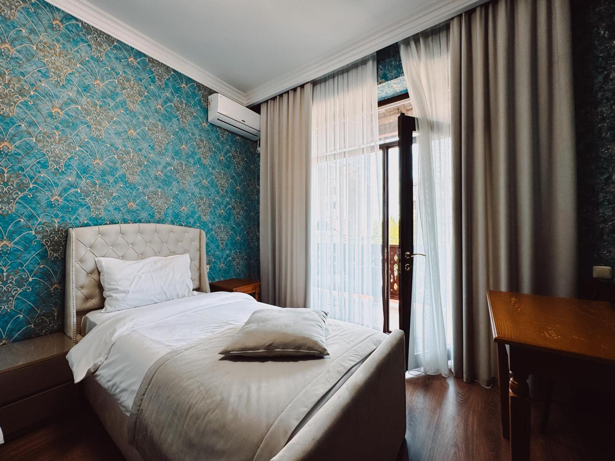 Armenia Hotel Erivan Dış mekan fotoğraf
