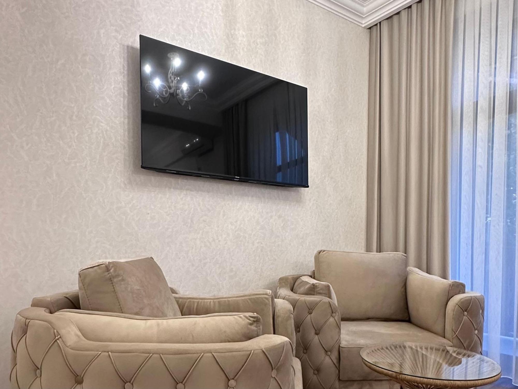 Armenia Hotel Erivan Dış mekan fotoğraf