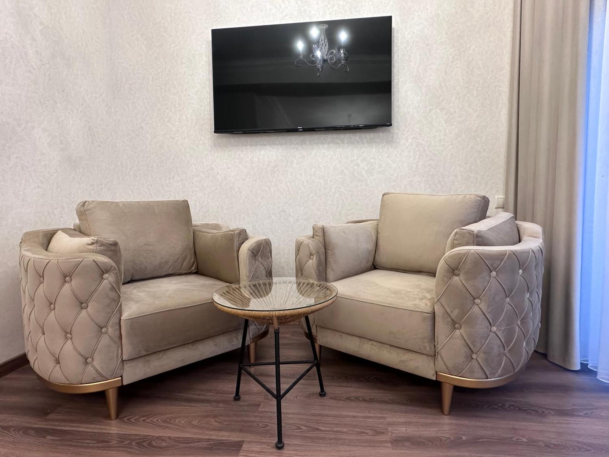 Armenia Hotel Erivan Dış mekan fotoğraf
