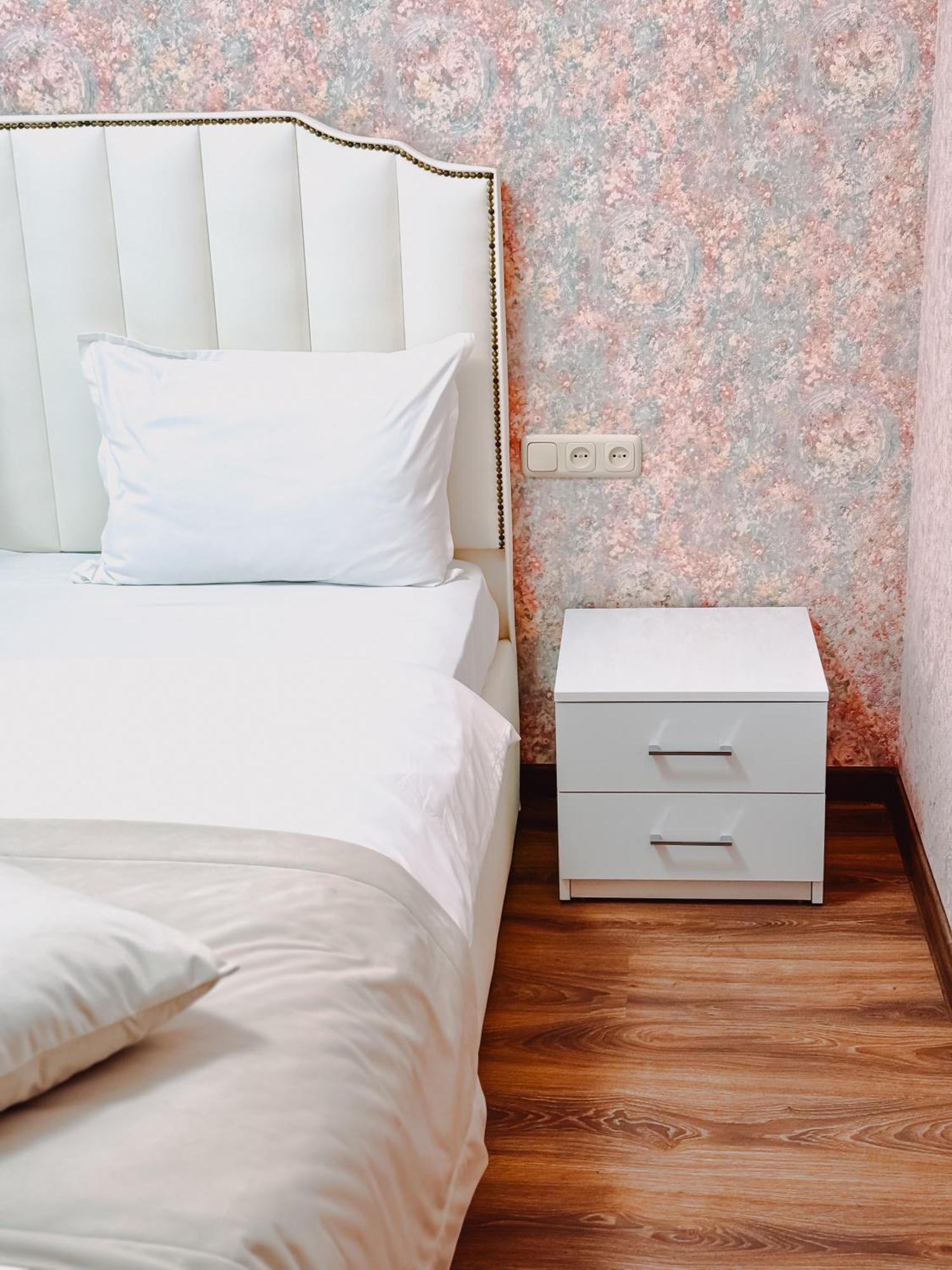 Armenia Hotel Erivan Dış mekan fotoğraf